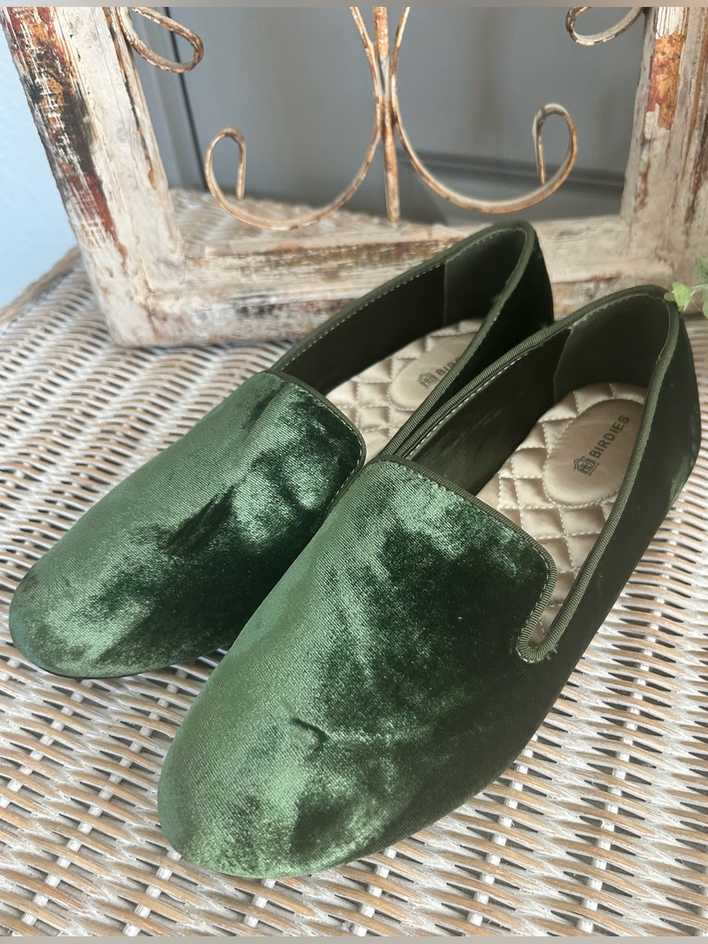 Birdies The Heron velvet loafers in green with a plush finish size 7.5